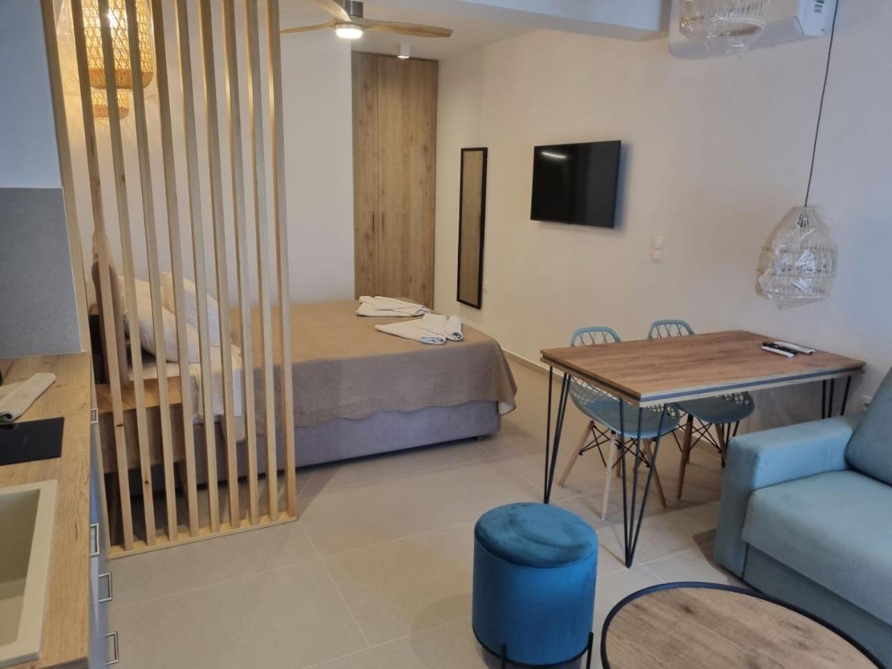 Achilli Apartments สกีรอส ภายนอก รูปภาพ